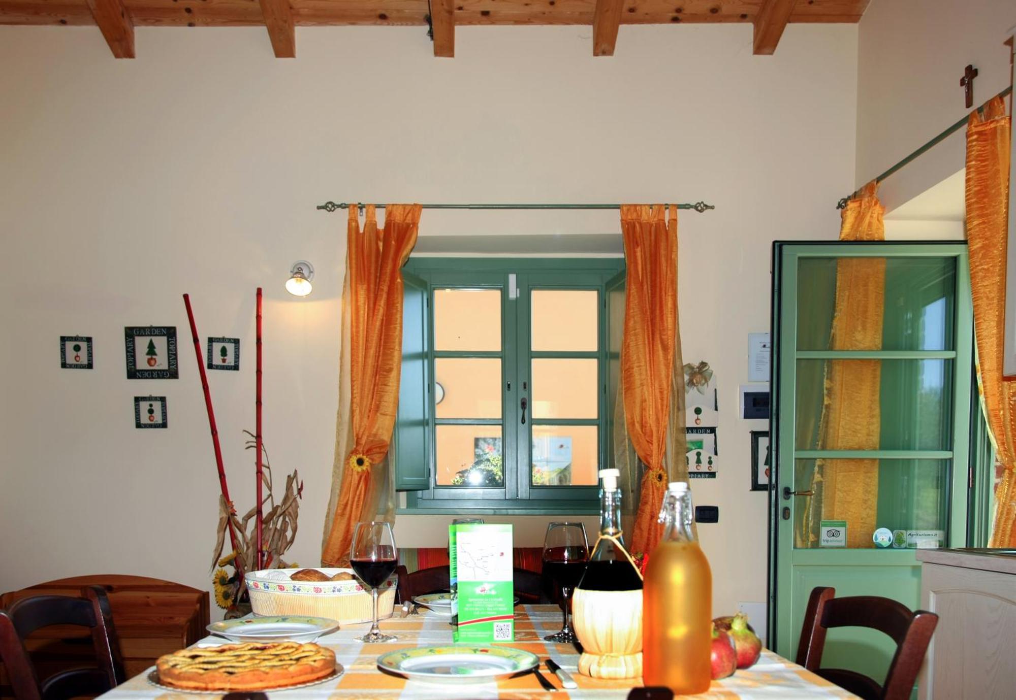 Agriturismo La Coccinella Valfabbrica الغرفة الصورة